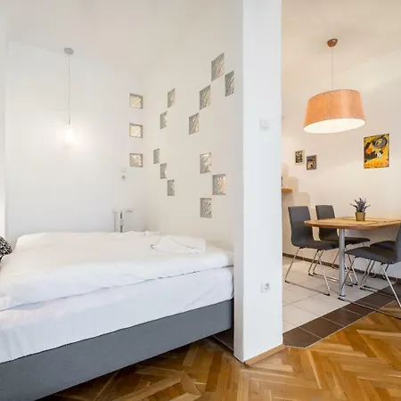 Апартаменты Bpr Park Loft Studio With Balcony & A/c