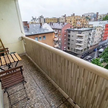 Апартаменты Bpr Park Loft Studio With Balcony & A/c